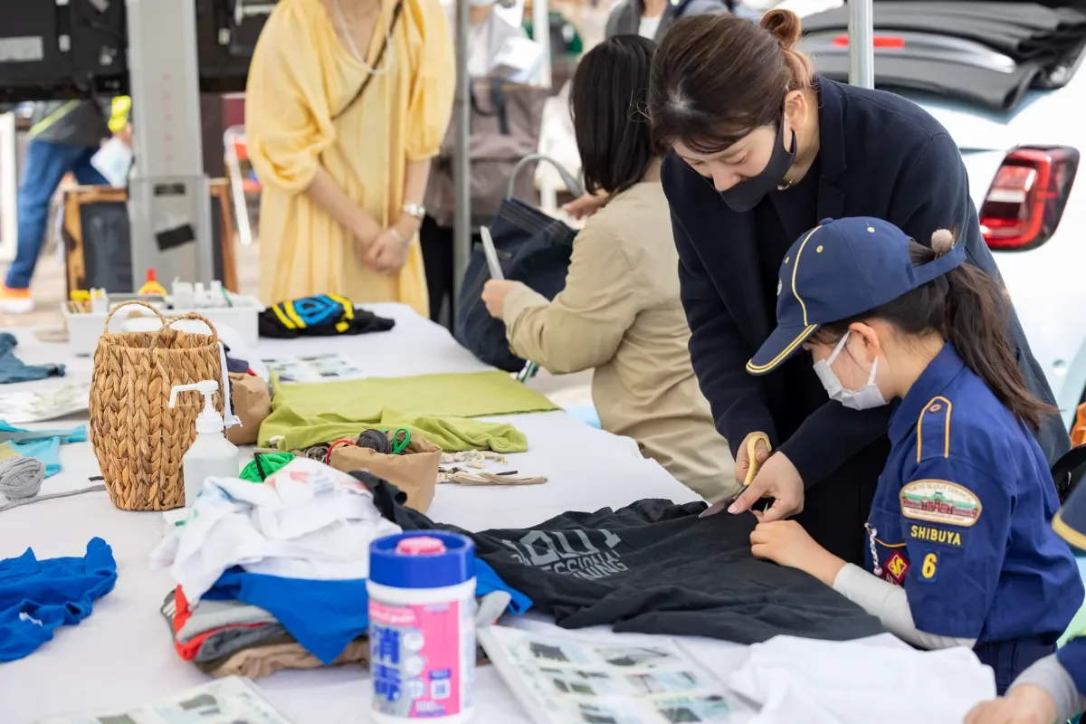 開催 |FIATコラボレーション。アースデイで、オールドTシャツを使ったアップサイクル「T-sh YARN WORK SHOP」